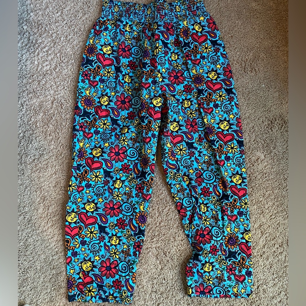 Lucy & Yak stretchy printed pants size XL